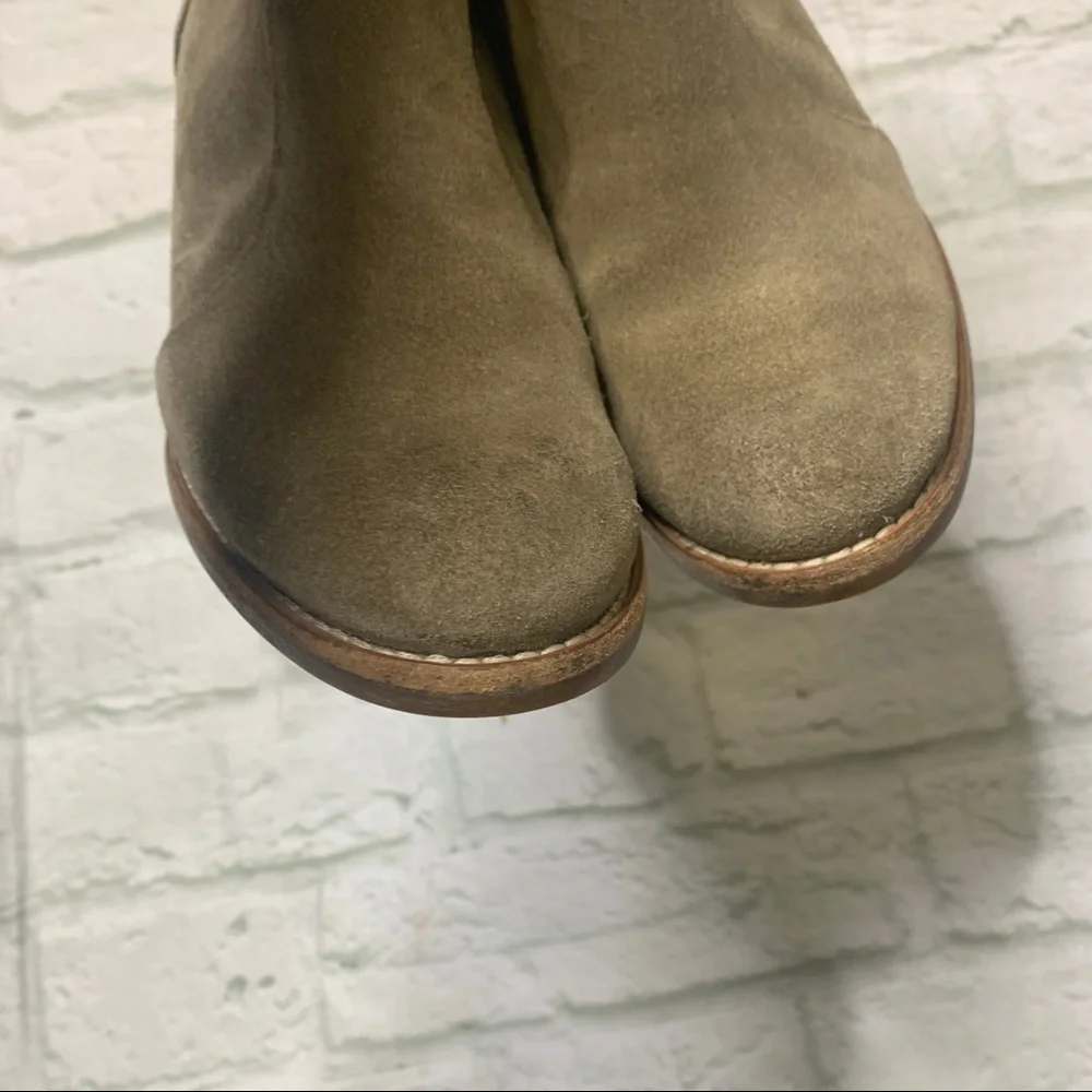 Paul Greene tan suede booties Austria
